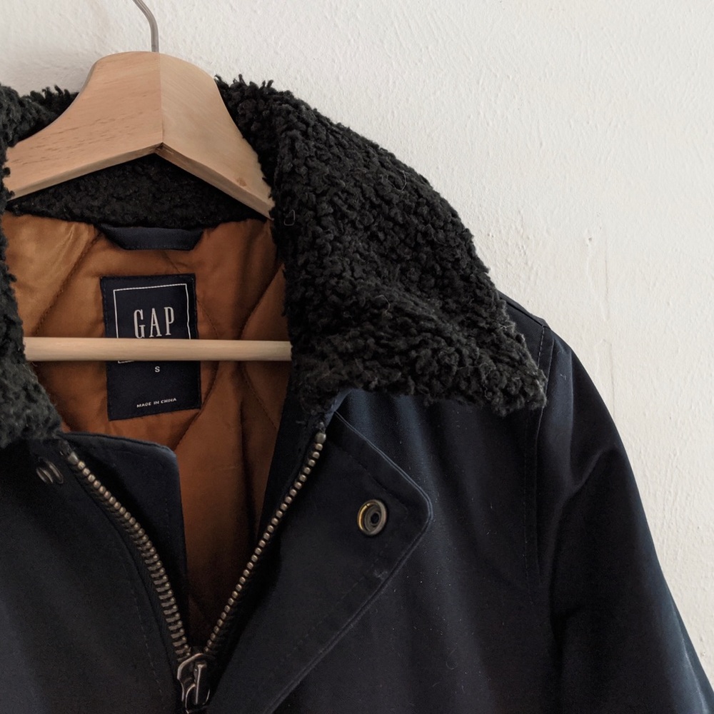 Gap bomber jacket size S - Picture 3 of 3